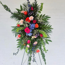 Load image into Gallery viewer, Mixed Fresh Flower Spray
